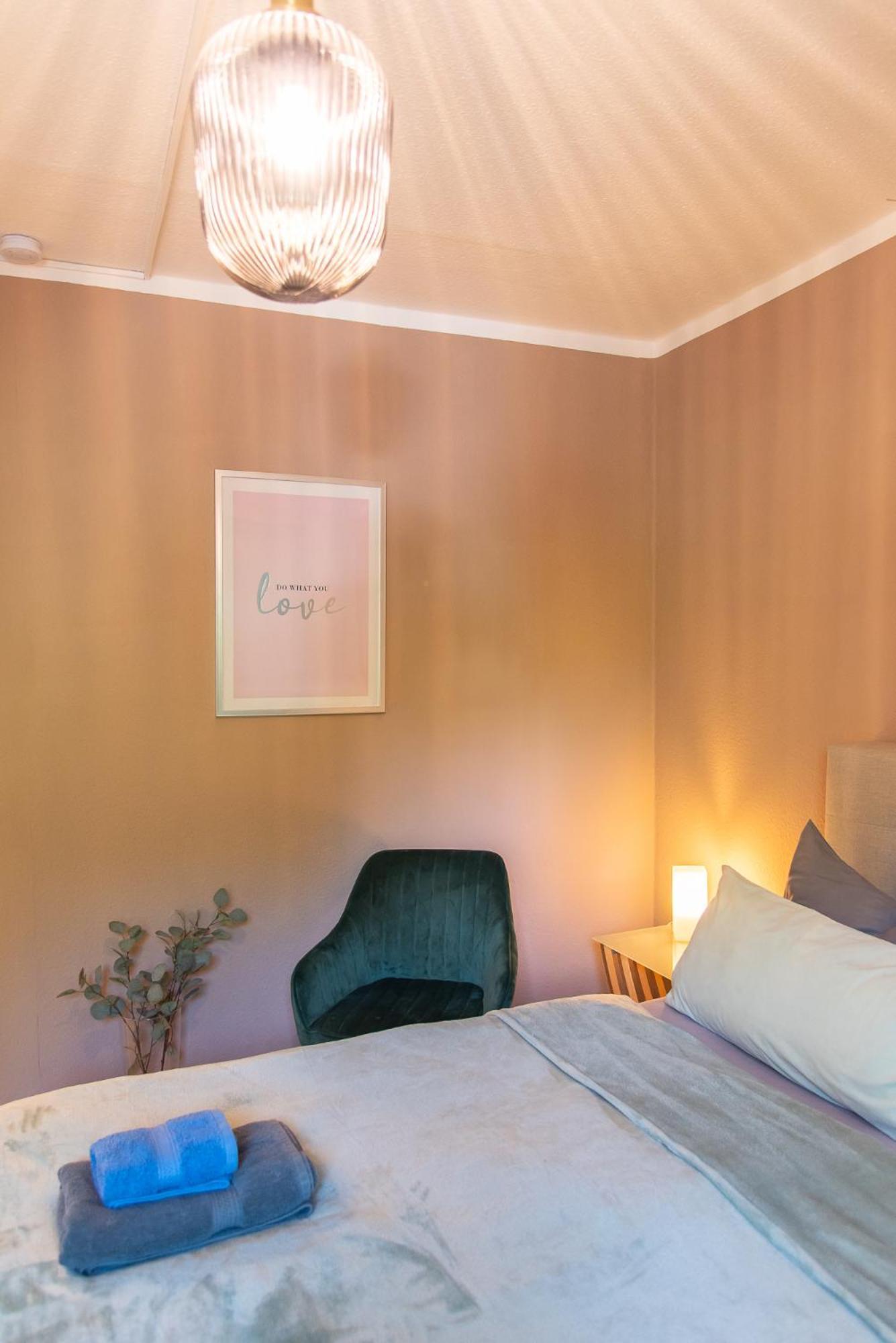 Smart & Cozy Apartment - Balkon, Netflix, Nespresso Chemnitz Exterior photo